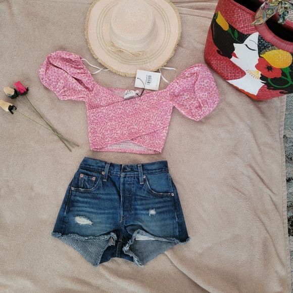 Hello Molly Tops - Crop top